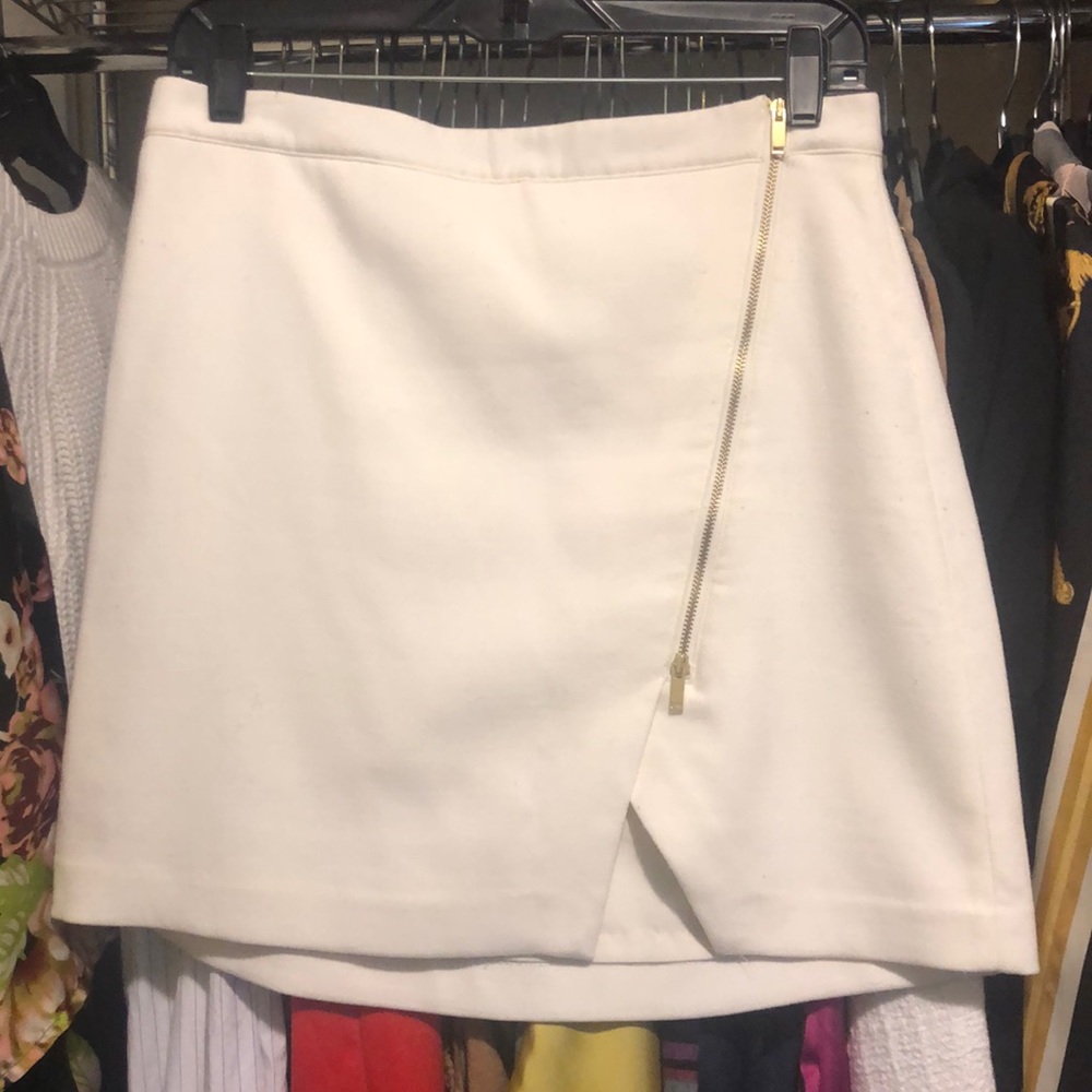 Banana Republic skirt w/ zipper detail
